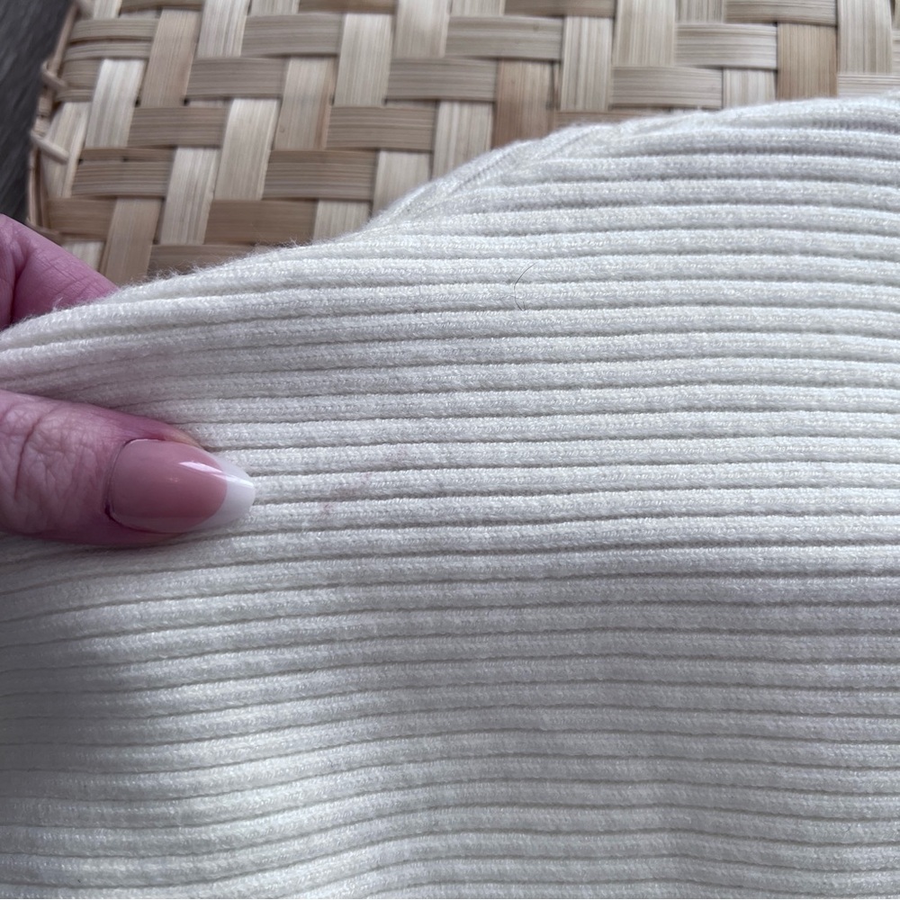Modern citizen mock neck ribbed knit sweater in a white cream - Picture 4 of 8